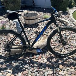 Giant Talon 1 Mountain Bike 29” Wheels 