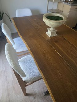 Beautiful Modern wood dining Table and Boucle Chair Set
