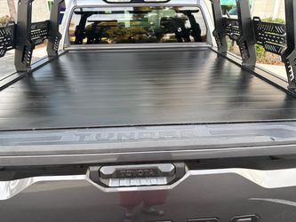 2025 tundra Retraxpro XR manual cover with T-slot rails