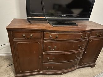 Mid century dresser/ hutch