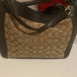 Coach Purse Excellent Condition 