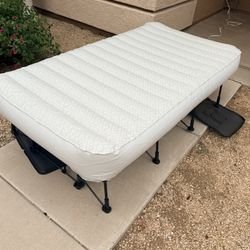 Grandin Road EZ-Bed Twin Standing Air Mattress w/ Built In Pump