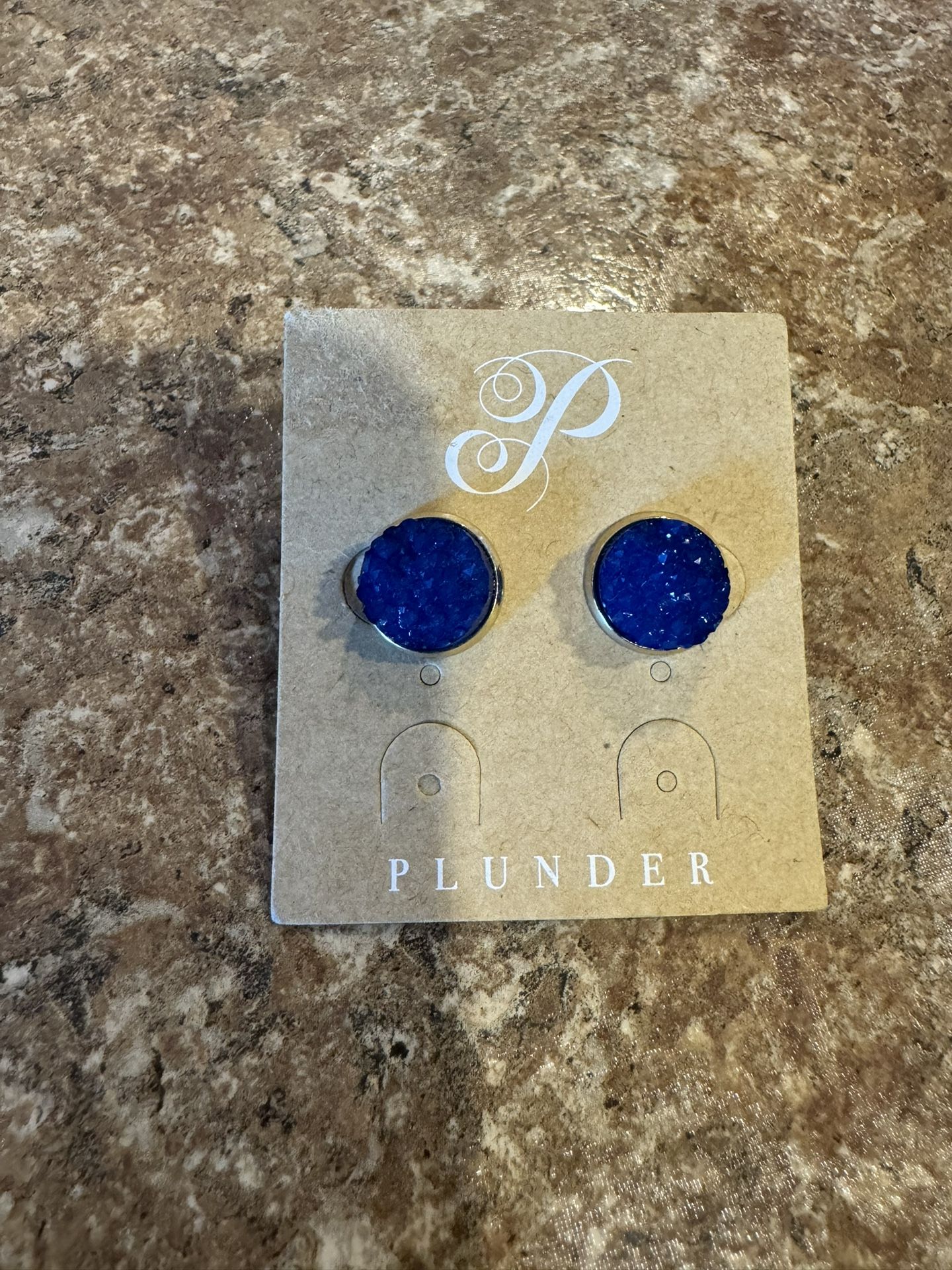 New Plunder Design Earrings Shipping Avaialbe 