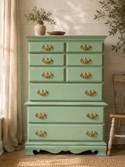 Awesome Shabby distressed solid wood dresser