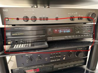 Vintage Japanese audiophile CD Player with Remote - Luxman