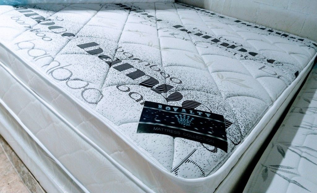 $199 Queen Pillow Top Mattress Only Brand New Free Delivery Same Day