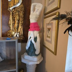 29" Statue Lady on hands $75.00
