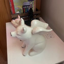 Pig Statues 