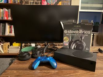 Xbox Series S 1 TB Monitor Headset
