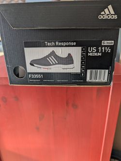 New men's Adidas golf shoes size 11.5
