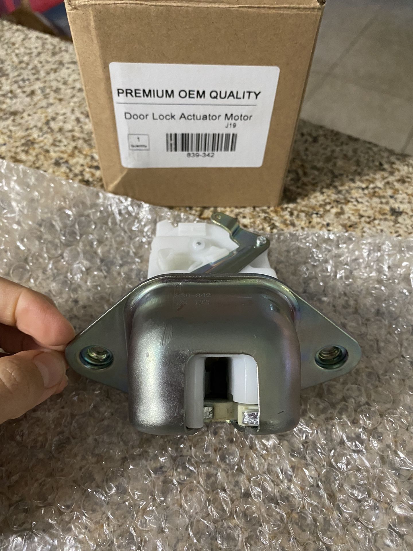 Trunk Lock Actuator Brand New Subaru XV Crosstrek 2014