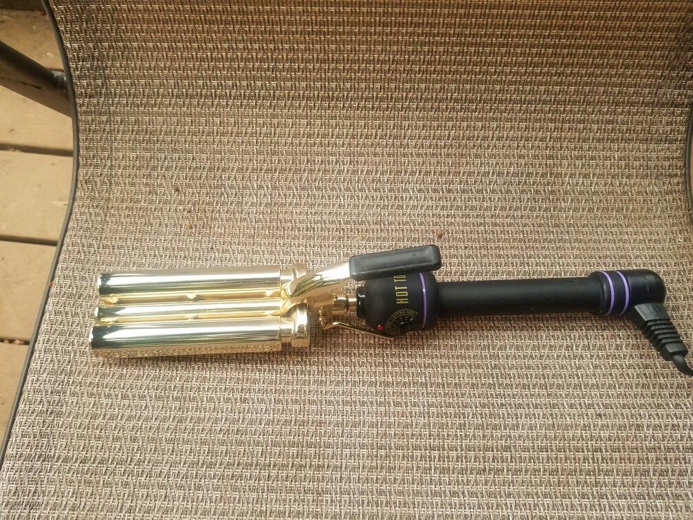 Hot Tools Waver Curling Iron