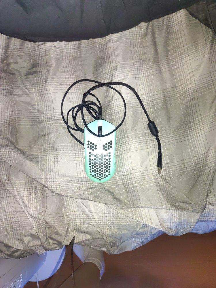 Gaming Mouse With Led Button And Speed Changer With Back And Forward Buttons