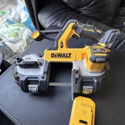 DeWalt 20V XR Brushless Band Saw – Tool Only 