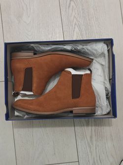 Mens Brown suede Chelsea boots size 8.5 NEW