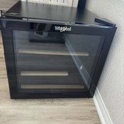 Wine Cooler - 15 Bottles - Excellent Condition