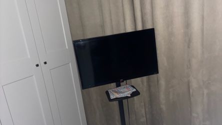 24inch Flat Screen Tv