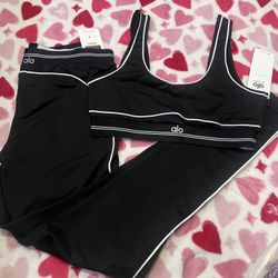 Alo Yoga Black Sports top & Leggings Set Size 8