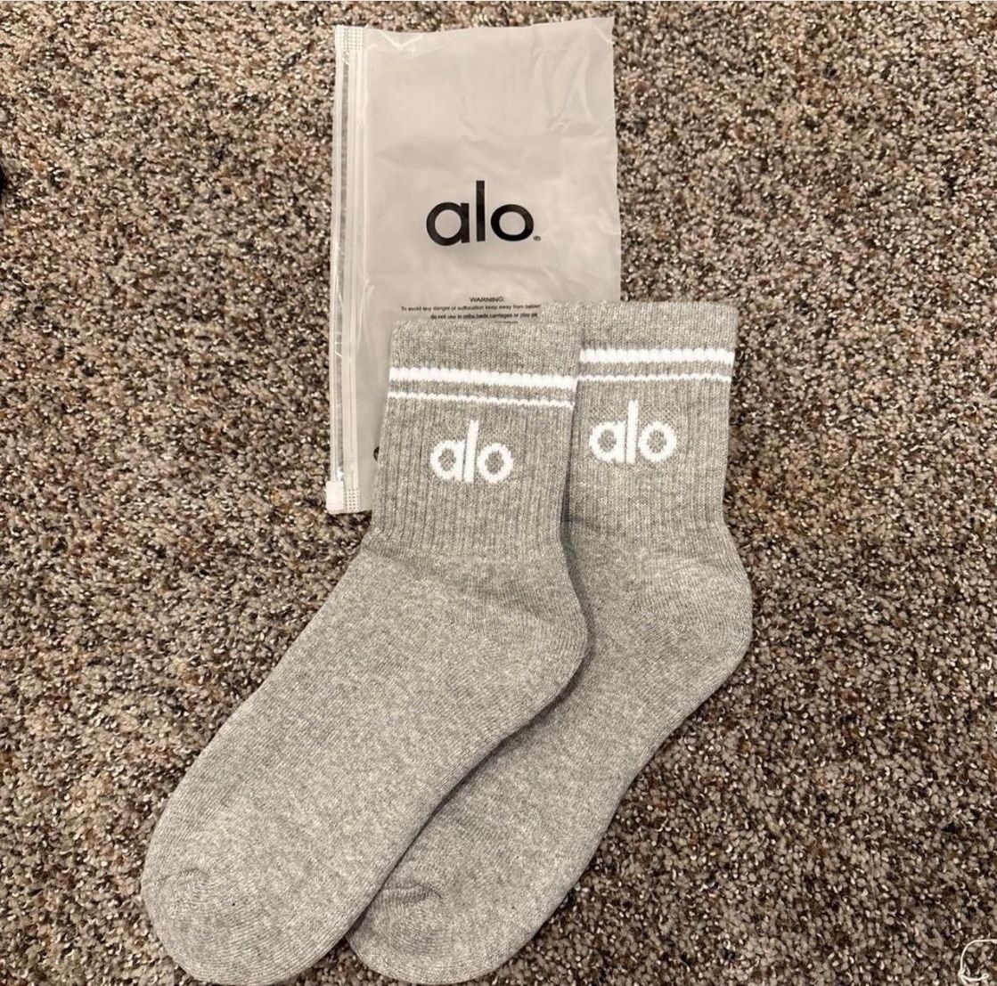 Grey Alo Yoga Unisex Throwback Socks Medium