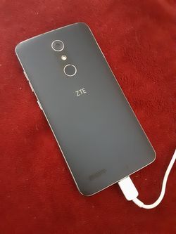 ZTE ZMAX PRO Z981 32GB 6" FHD Display Octocore Processor - GSM UNLOCKED T-Mobile