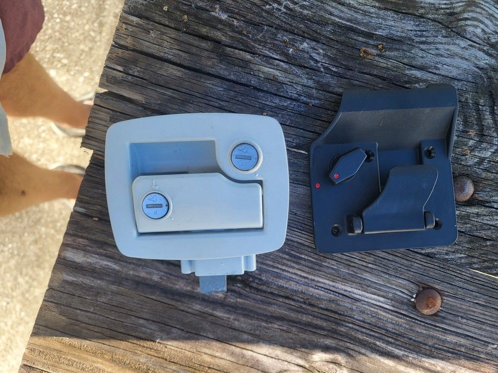 Rv Lock, NO KEYS.  ***15.00***