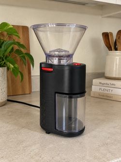 Bodum Bistro Electric Burr Coffee Grinder – Black