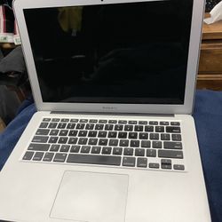 MacBook A1466