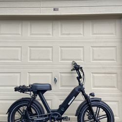 Himiway Escape Pro / Long Range Moped Style E-Bike Step Thru Electric Bike Bicycle Commuter Cargo