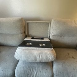 Free Used Electric Reclining Couch (read description)