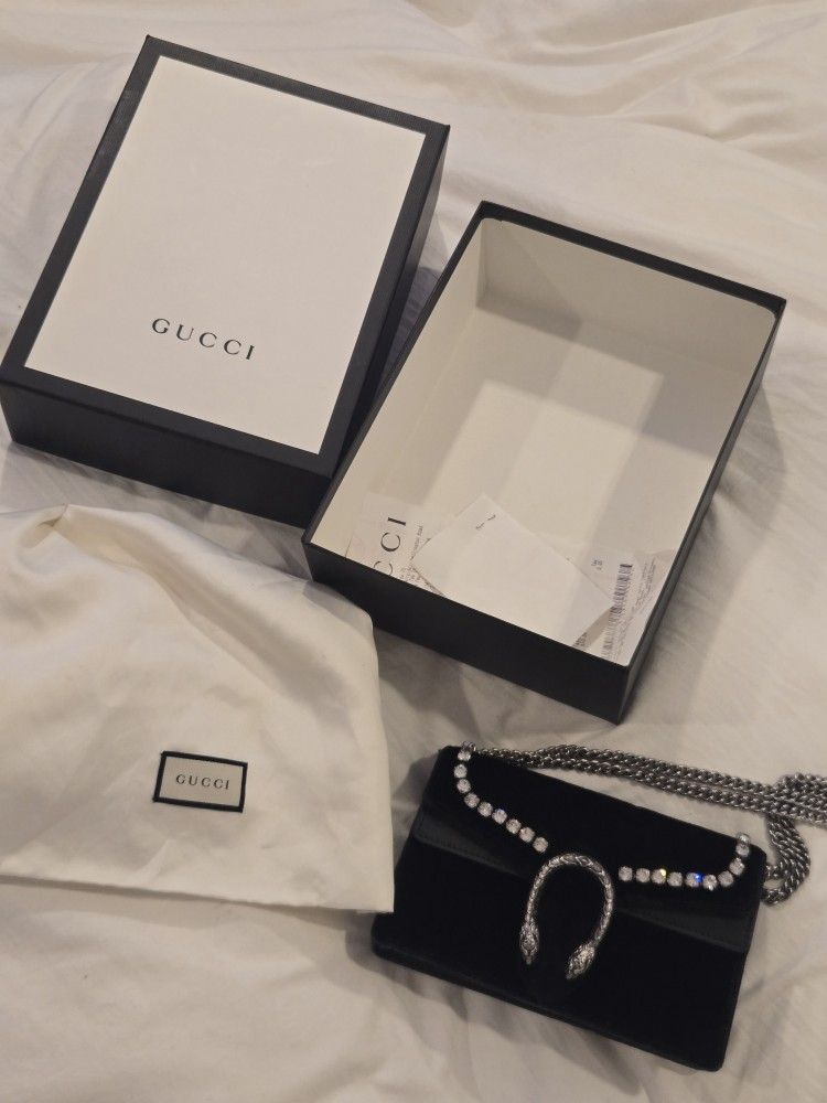 Gucci Mini Dionysus Velvet Bag
