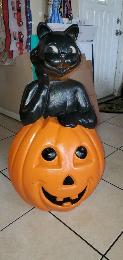 Vintage Halloween Blow Mold Black Cat On Pumpkin Bright COLOR 