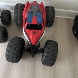 Spider Man Giant Truck 