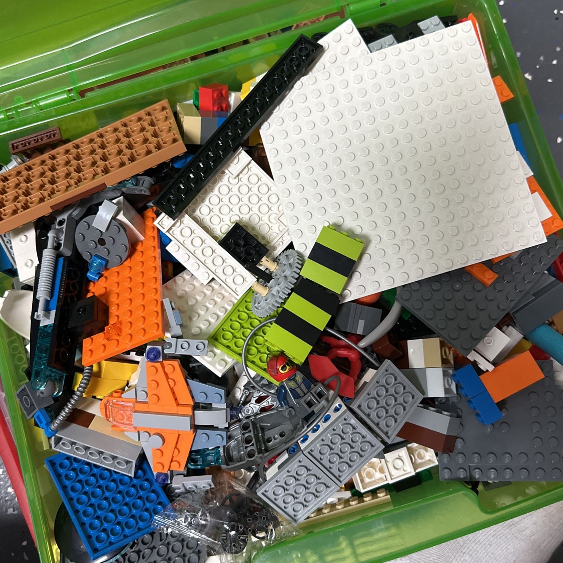 legos for sale for Sale in Chuluota, FL OfferUp