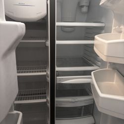 GE Refrigerator 