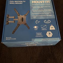 Full Motion TV Wall Mount