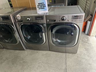 LG Washer And Gas Dryer Set