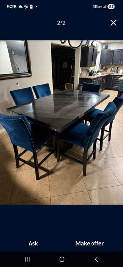 Marble Table with 6 bar Stools