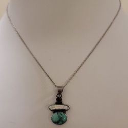 .925 Sterling Silver Pendant/Chain