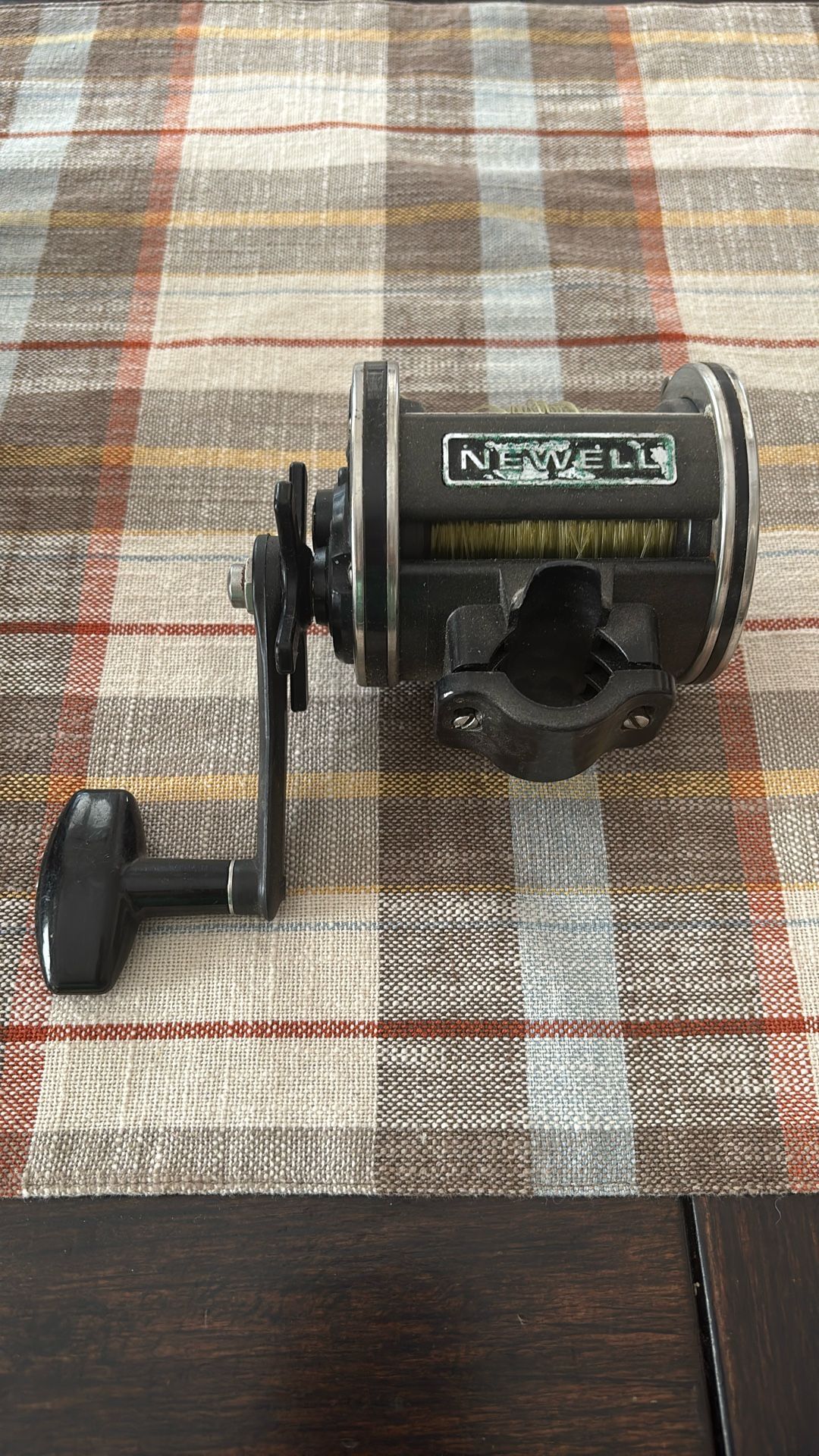 Newell Fishing Reel G454-F