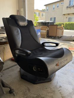 Gaming Chair with Speakers