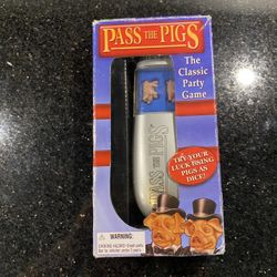 Vintage 2005 Milton Bradley Pass The Pigs Dice Game Travel Size