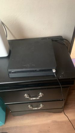 PS4 Slim 1tb
