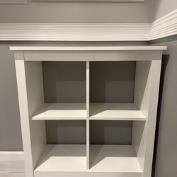 4-cube shelving units