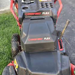 Wlak Behind Mower For Sale Runs 28" Cut As Is No Warranty Cash Only $900.00