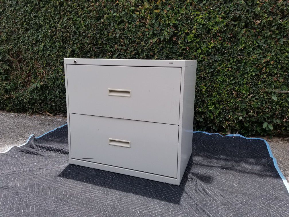 Hon 2-Drawer Filing Cabinet Legal Sized Grey