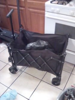 Four wheel wagon cart