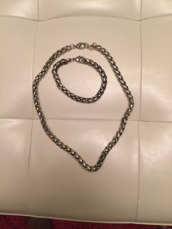 Brand new 48 inches long Stainless Steel twisted Chain&Bracelet. Will not tarnish! LAWRENCEVILLE GA