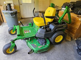 2024John Deere Zero- turn Z515E like new