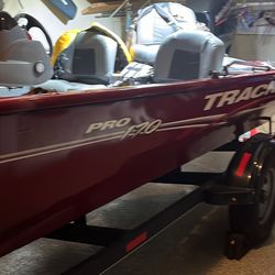 Tracker Bass Pro 170 Boat 