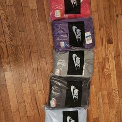 Authentic  NIKE JOGGER SETS  Per Set